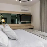 Holiday home Pet Friendly In *